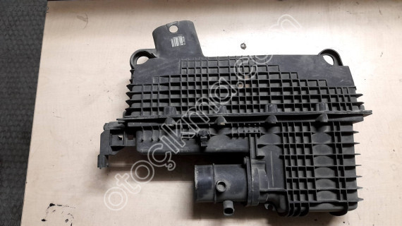 RENAULT SYMPOL 1.5.DCİ HAVA FİLİTRE KUTUSU KOMPLE