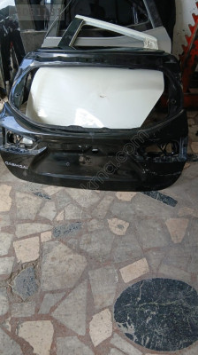 NISSAN QASHQAI J11 BAGAJ KAPAĞI (TEMİZ-SİYAH RENK) ORİJİNAL