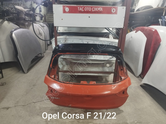 Opel Corsa F çıkma bagaj kapağı