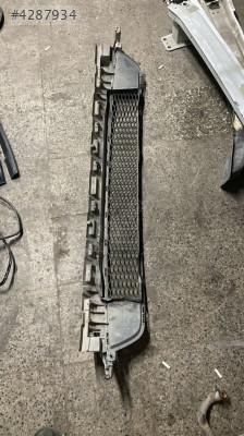 Renault trafik tampon alt ızgarası 2014-2017