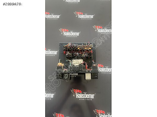 VOLKSWAGEN JETTA III MERKEZİ GÖVDE KONTROL MODÜLÜ 3C0937049P