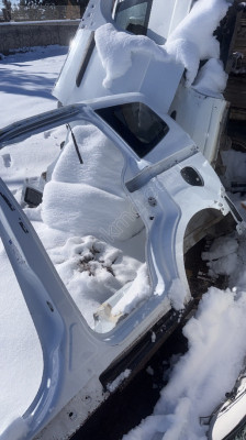 Ford Courier arka çamurluk