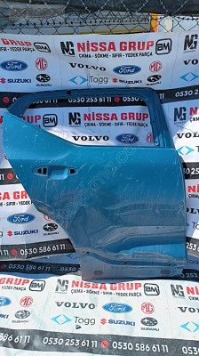 VOLVO XC40 SAĞ ARKA KAPI ORJİNAL ÇIKMA