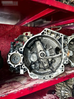 bora vr5 2.3 5 ileri şanzuman