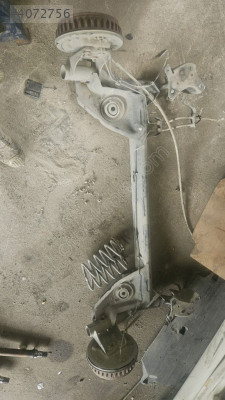 Clio 4 arka dingil