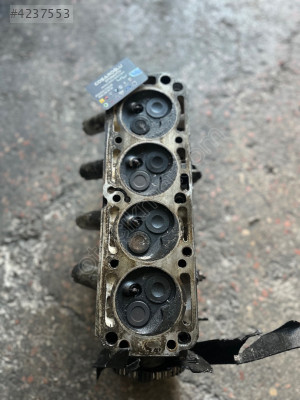 Opel 1.4 silindir kapağı