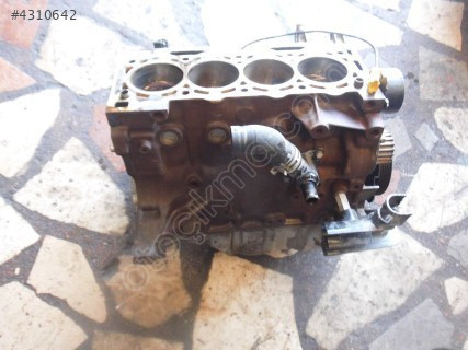  Peugeot - Citroën 1.6 Benzinli Yarım Motor