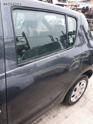 dacia sandero 2018 çıkma sol arka kapı (son fiyat)