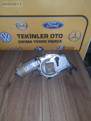 Volkswagen Transporter T5-T6 arka cam silecek motoru Çıkma