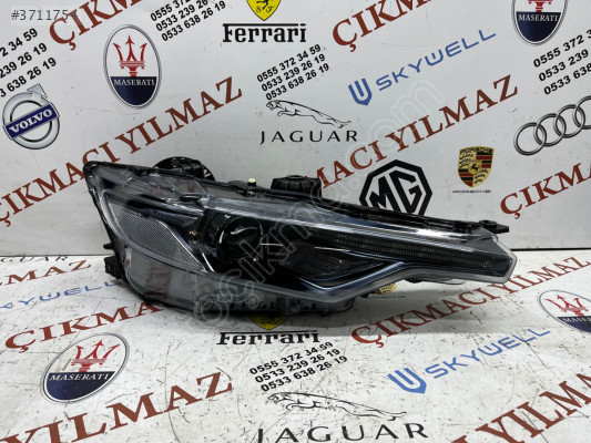 Maserati levante sağ far orijinal çıkma parça