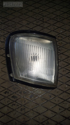 1997-2002 Isuzu TFR sağ beyaz sinyal lambası