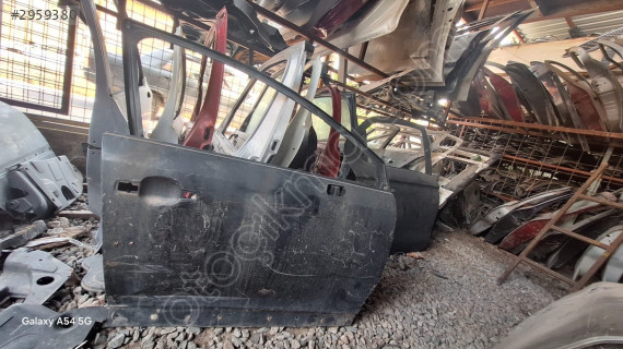 Citroen c4 sağ ön kapı çıkma