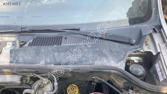 Fiat doblo çıkma cam önü ızgarası
