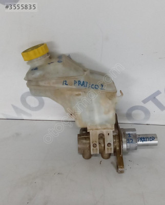 fiat pratico 2012 1.6 fren ana merkez (son fiyat)