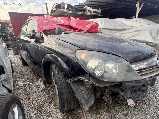 OPEL ASTRA H SAĞ ÖN ÇAMURLUK ORİJİNAL SÖKME