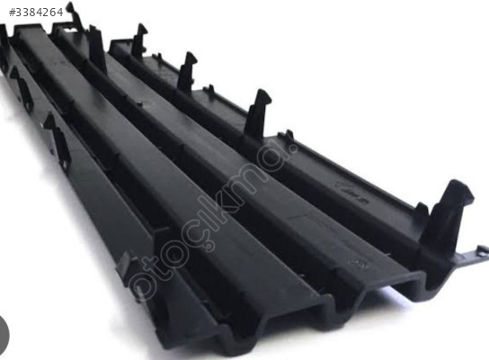 Citroen Berlingo ön tampon kapak 9830226480