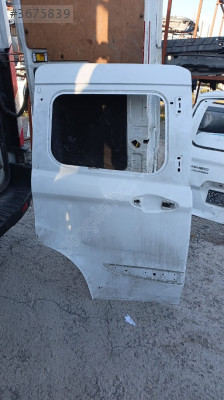 FORD COURİER SAĞ SÜRGÜLÜ KAPI ORJİNAL ÇIKMA