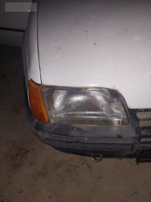 OPEL KADET SAG FAR ÇIKMA