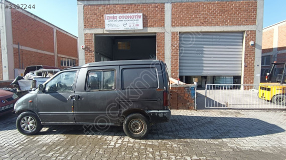 Nissan Vanettte Sol Arka Sürgülü Kapı 1997-2001 Model Arası