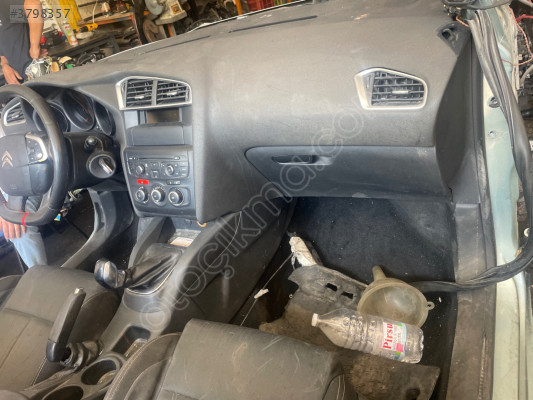 Citroen C4 komple göğüslük
