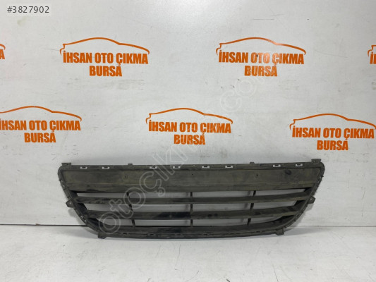 HYUNDAİ İ20 ÖN TAMPON IZGARASI ORİJİNAL 86561-4p500