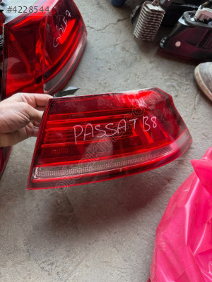 VW PASSAT B8 SAĞ ARKA DIŞ STOP ÇIKMA ORJİNAL