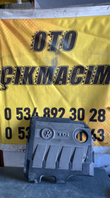 Golf 6     CAY MOTOR ÜST KAPAĞI 03L103925Ar