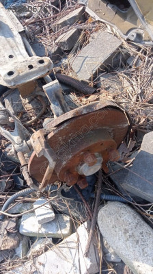 Mazda 626 balonkasa sol arka tasiyici yedek parça