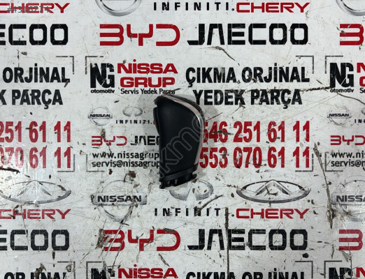 NİSSAN X-TRAİL MAKYAJLI KASA VİTES TOPUZU ÇIKMA PARÇA 17-21