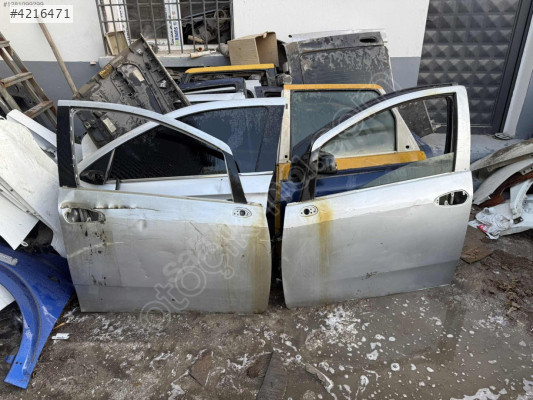 Fiat punto sağ sol kapılar