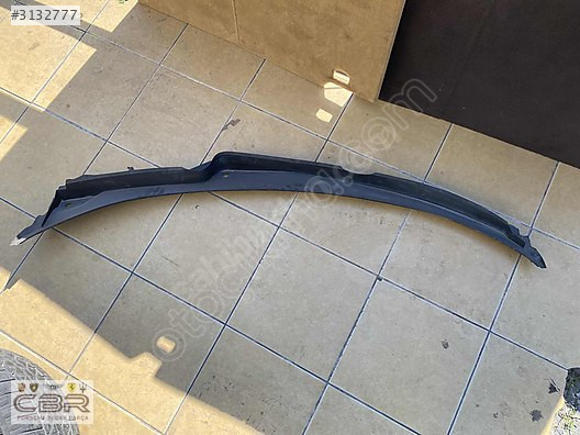 AUDİ A6 ÖN CAM SİLECEK PLASTİĞİ 4G1819403