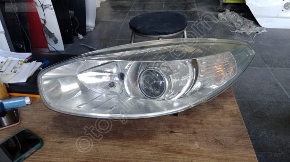 Renault Fluence sol ön far Zenon