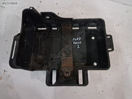 FORD FOCUS 1 KASA AKÜ YERİ