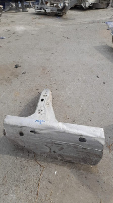 2004-2010 RENAULT MEGANE 2 SAĞ MARŞPİYEL SACI