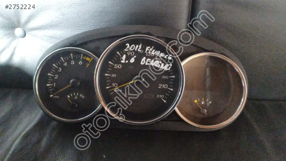 Renault Fluence / Megane 3 gösterge saati (benzinli)