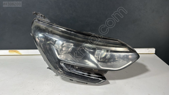 RENAULT MEGANE TOUCH SAĞ FAR 260100767R