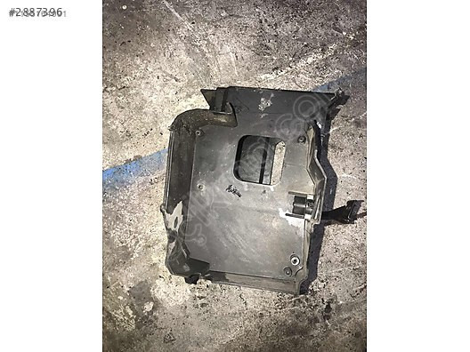 FORD FOCUS 2-2.5 akü kutusu çıkma orjinal