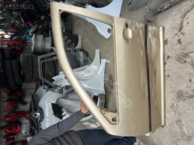 Volkswagen bora ön sol kapı çıkma