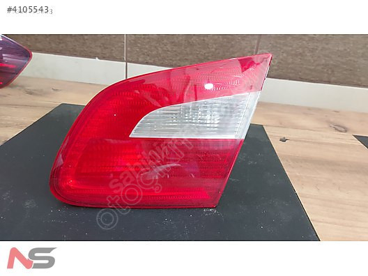 SKODA SUPERB SAĞ İÇ STOP VE SKODA TÜM YEDEK PARÇALAR