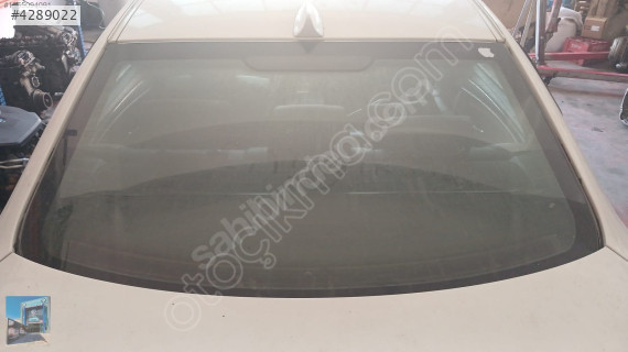 bmw e60 arka cam orjinal sorunsuz