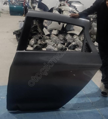 RENAULT ZOE GRİ SOL ARKA KAPI ORJINAL LOKALLİK
