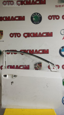 TOYOTA COROLLA SAĞ ÖN KAPI