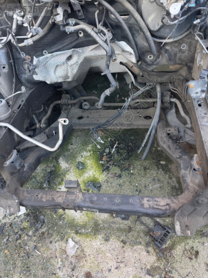 2018 CARAVELLE ÇIKMA ORJİNAL MOTOR ALT TRAVERS