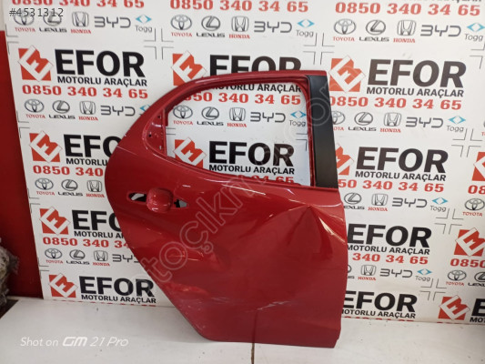 TOYOTA YARIS SAĞ ARKA KAPI ÇIKMA ORJINAL YEDEK PARÇA