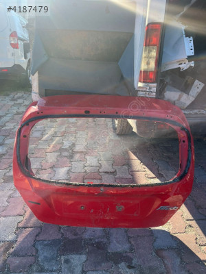 MİRİM OTODAN FORD FİESTA BAGAJ KAPAĞI