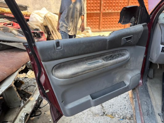 MAZDA MPV SOL ÖN KAPI DÖŞEMESİ ORJİKAL ÇIKMA