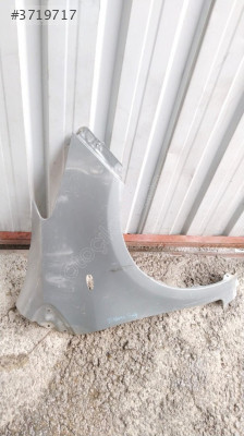 TOYOTSA YARİS  SAG ÖN ÇAMURLUK ÇIKMA ÇEVİK OTO