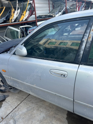 Mazda 626 sol ön kapı