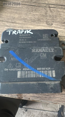 RENAULT TRAFİC AİRBAG BEYNİ A2C80862803