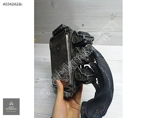 Vw Polo 1.4 TDI Motor Beyni 0281011940